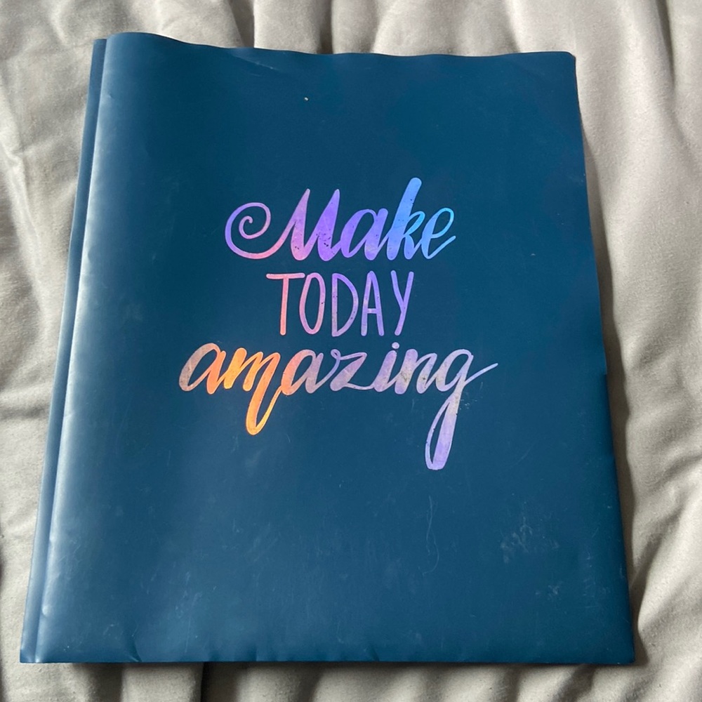 Make today amazing folder